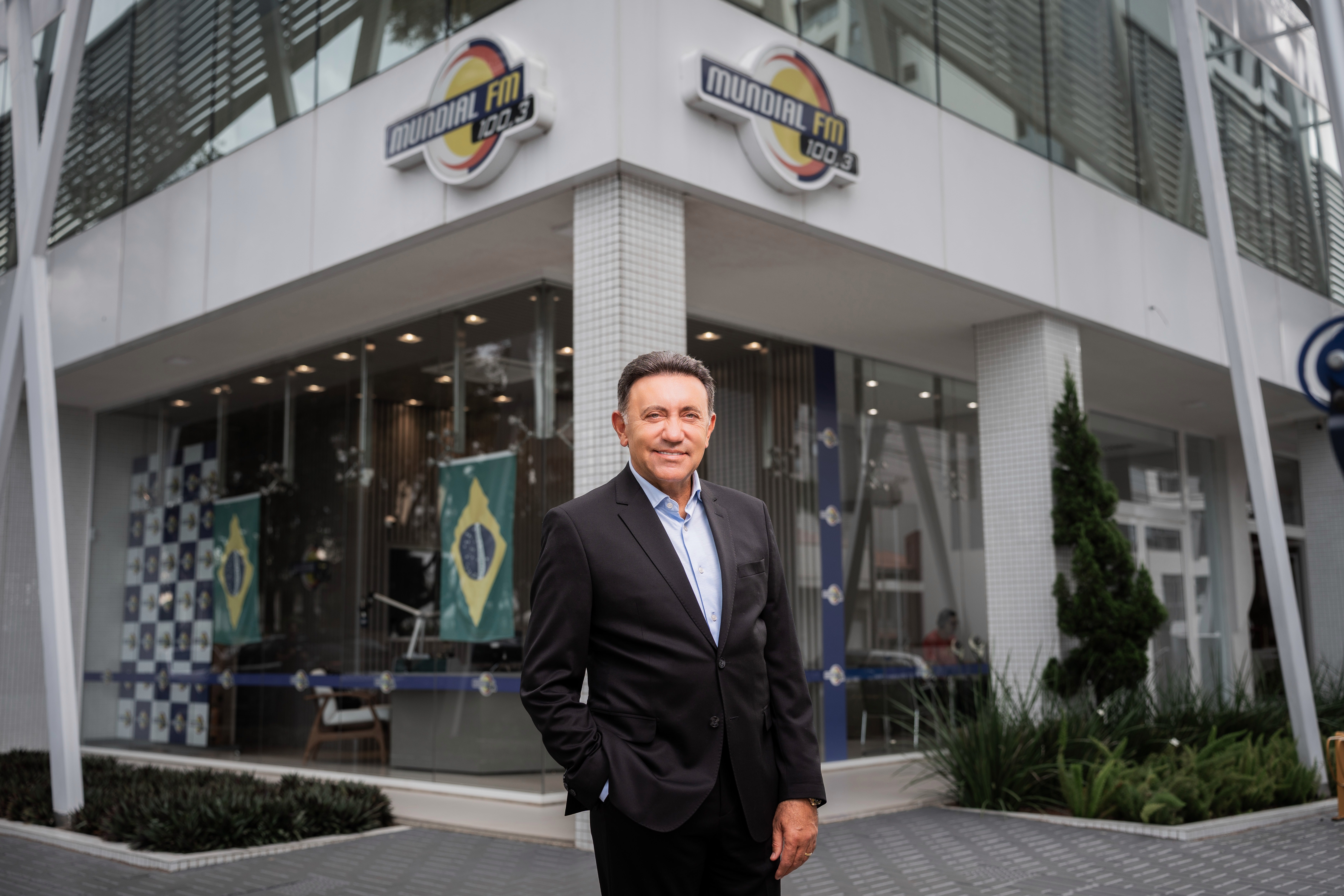 Dr. Marcos Solano Vale